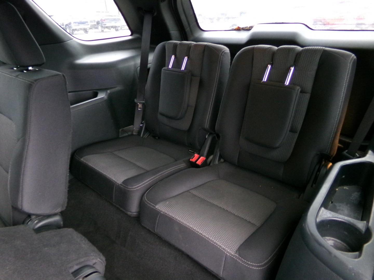 2019 Silver Ford Explorer XLT 4WD (1FM5K8DH1KG) with an 2.3L L4 DOHC 16V engine, 6A transmission, located at 2630 Philips Field Rd., Fairbanks, AK, 99709, (907) 458-0593, 64.848068, -147.780609 - Photo#6