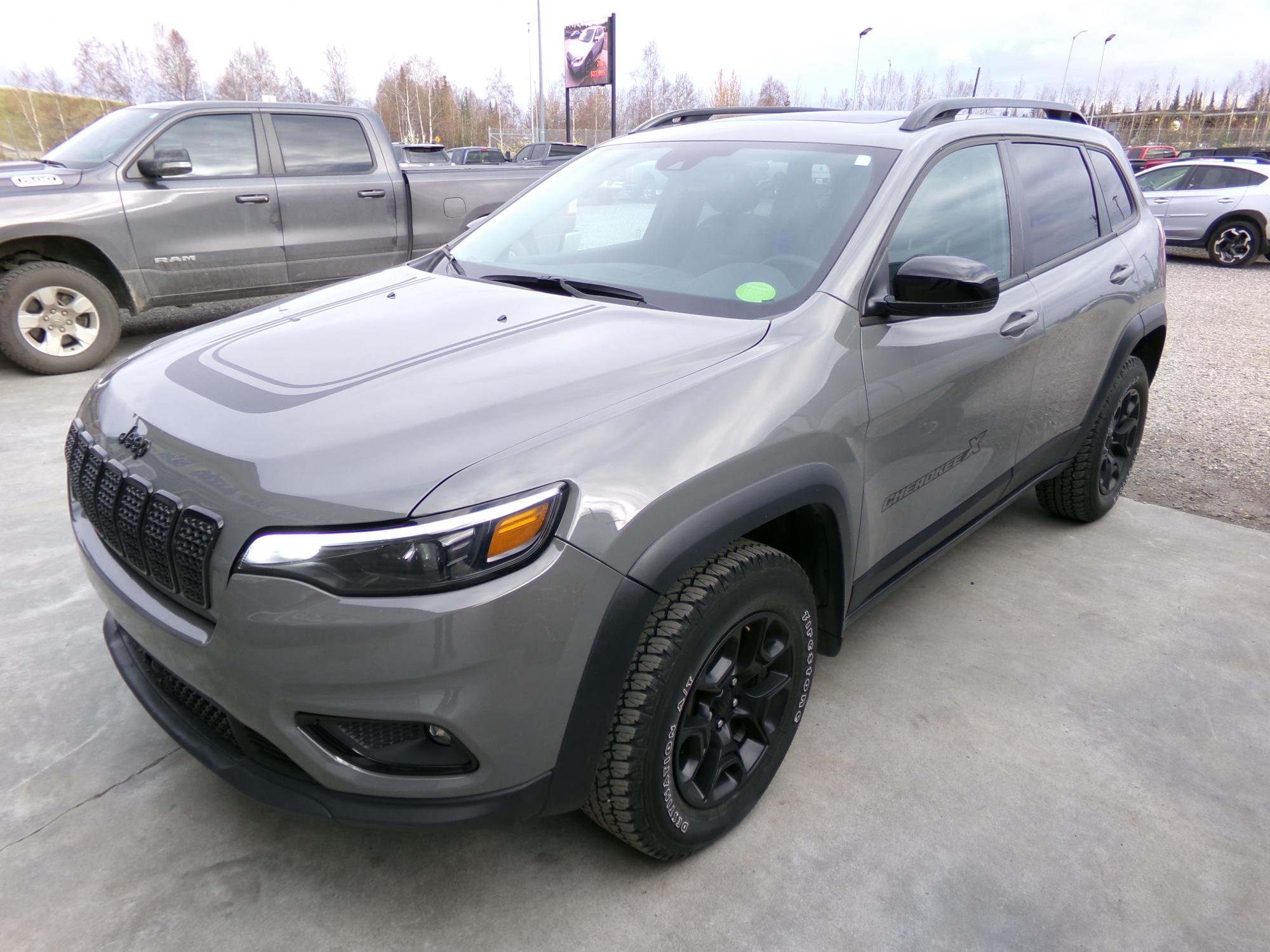 photo of 2022 Jeep Cherokee Latitude 4WD