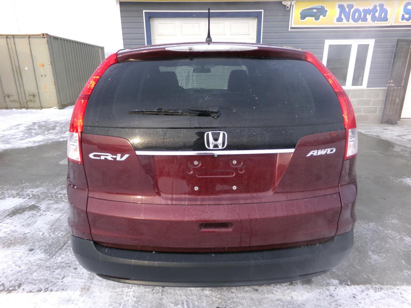 2014 Red Honda CR-V EX 4WD 5-Speed AT (5J6RM4H53EL) with an 2.4L L4 DOHC 16V engine, 5-Speed Automatic transmission, located at 2630 Philips Field Rd., Fairbanks, AK, 99709, (907) 458-0593, 64.848068, -147.780609 - Photo#3
