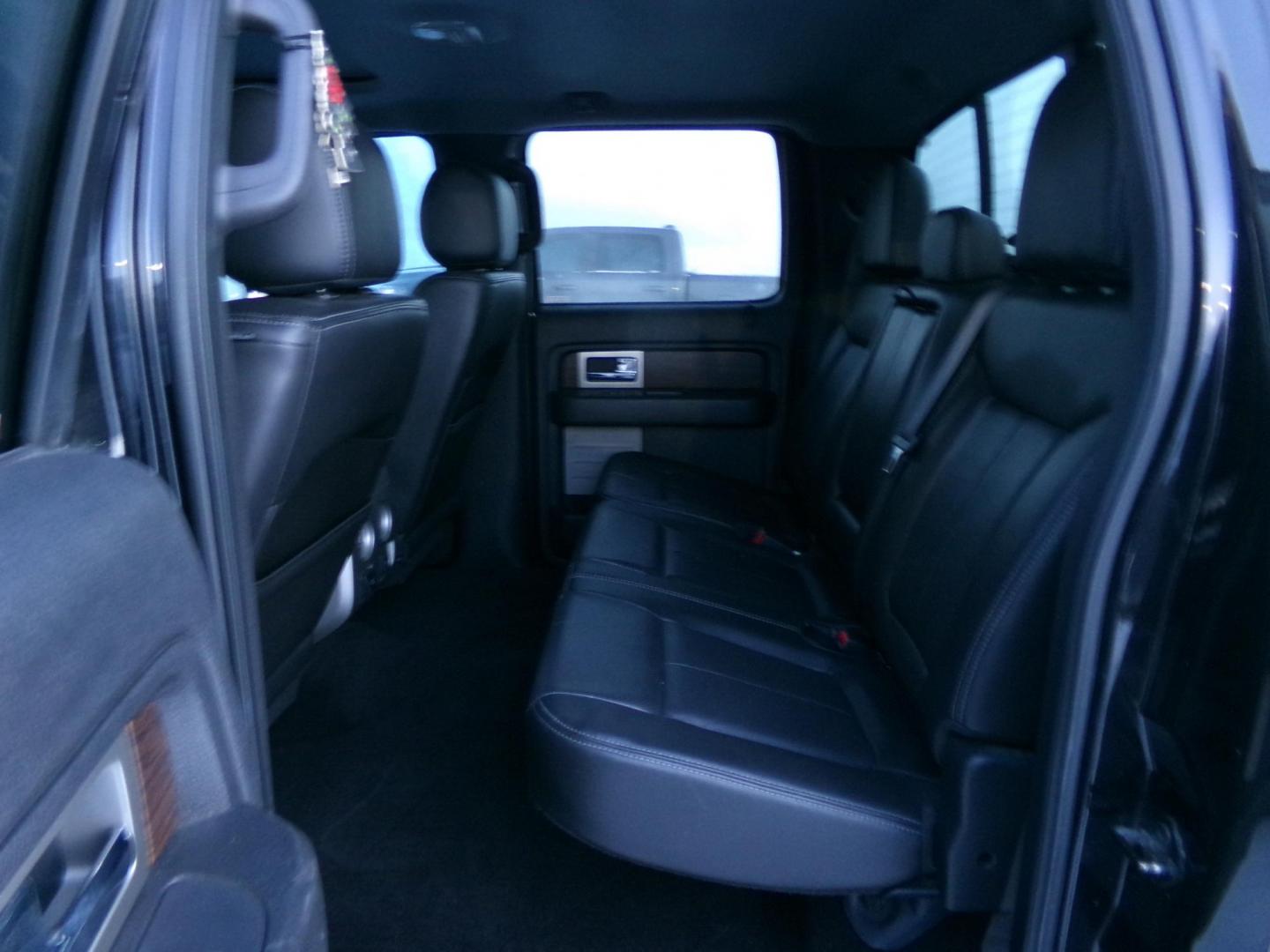 2014 Black Ford F-150 SuperCrew 5.5-ft. Bed 4WD (1FTFW1ET8EF) with an 3.5L V6 TURBO engine, 6-Speed Automatic transmission, located at 2630 Philips Field Rd., Fairbanks, AK, 99709, (907) 458-0593, 64.848068, -147.780609 - Photo#5