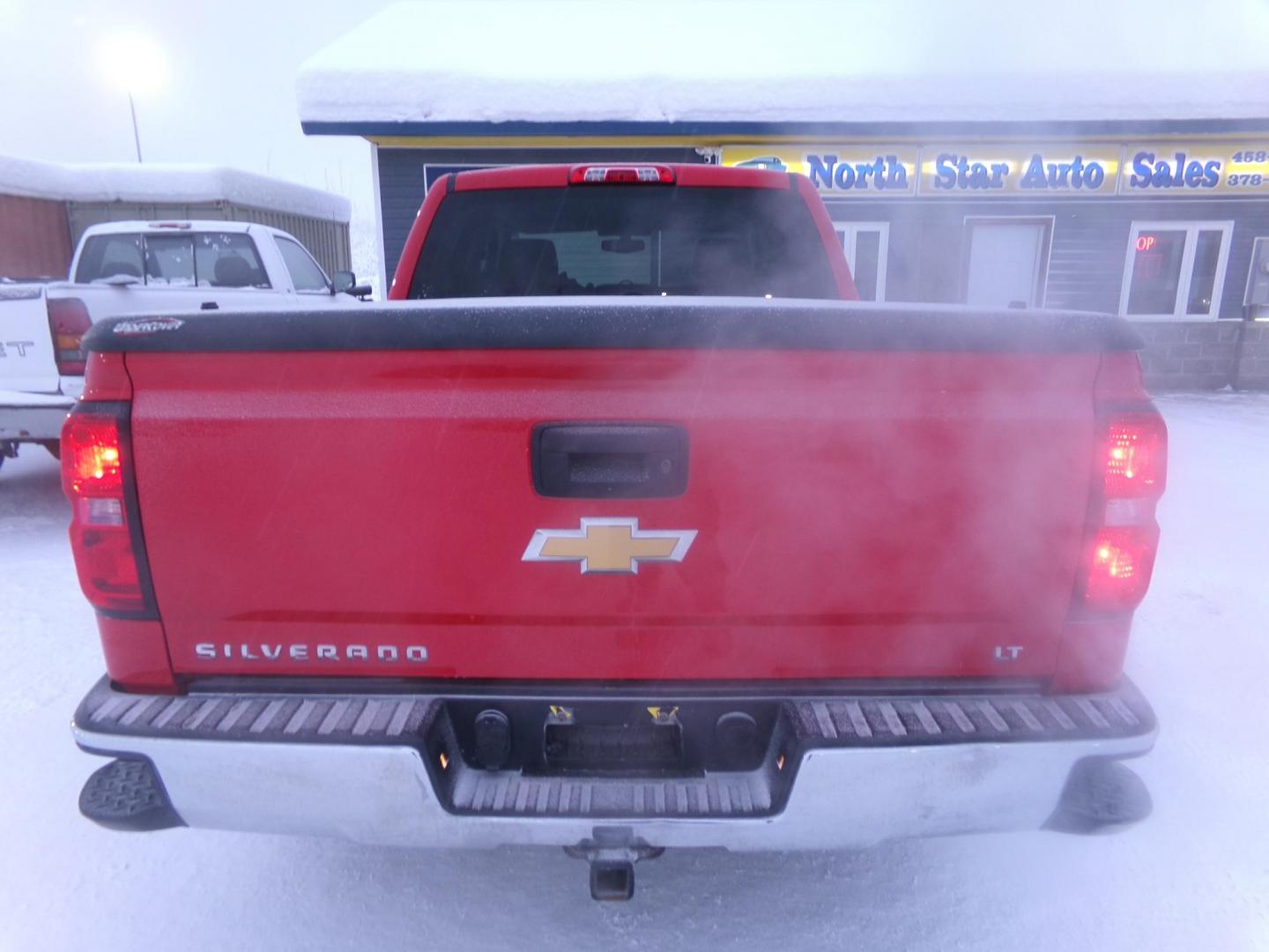 2017 Red Chevrolet Silverado 1500 LT Crew Cab 4WD (3GCUKREC2HG) with an 5.3L V8 OHV 16V engine, 6A transmission, located at 2630 Philips Field Rd., Fairbanks, AK, 99709, (907) 458-0593, 64.848068, -147.780609 - Photo#3