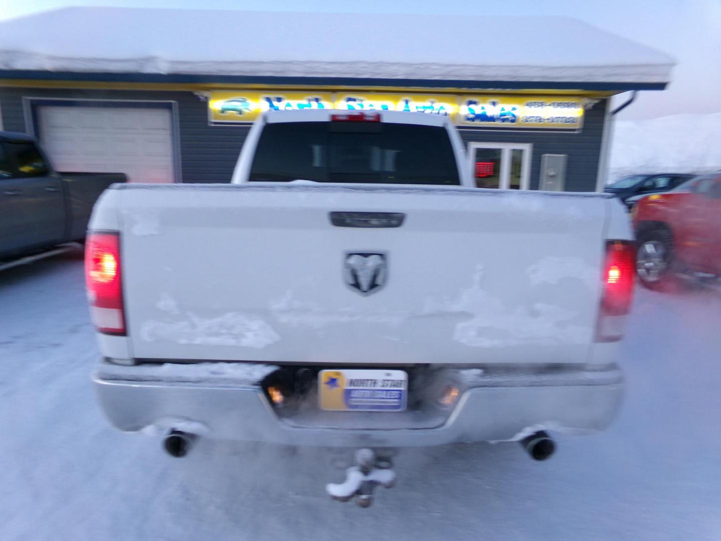 2011 White Dodge Ram 1500 Sport Quad Cab 4WD (1D7RV1GTXBS) with an 5.7L V8 OHV 16V engine, 5-Speed Automatic transmission, located at 2630 Philips Field Rd., Fairbanks, AK, 99709, (907) 458-0593, 64.848068, -147.780609 - Photo#3