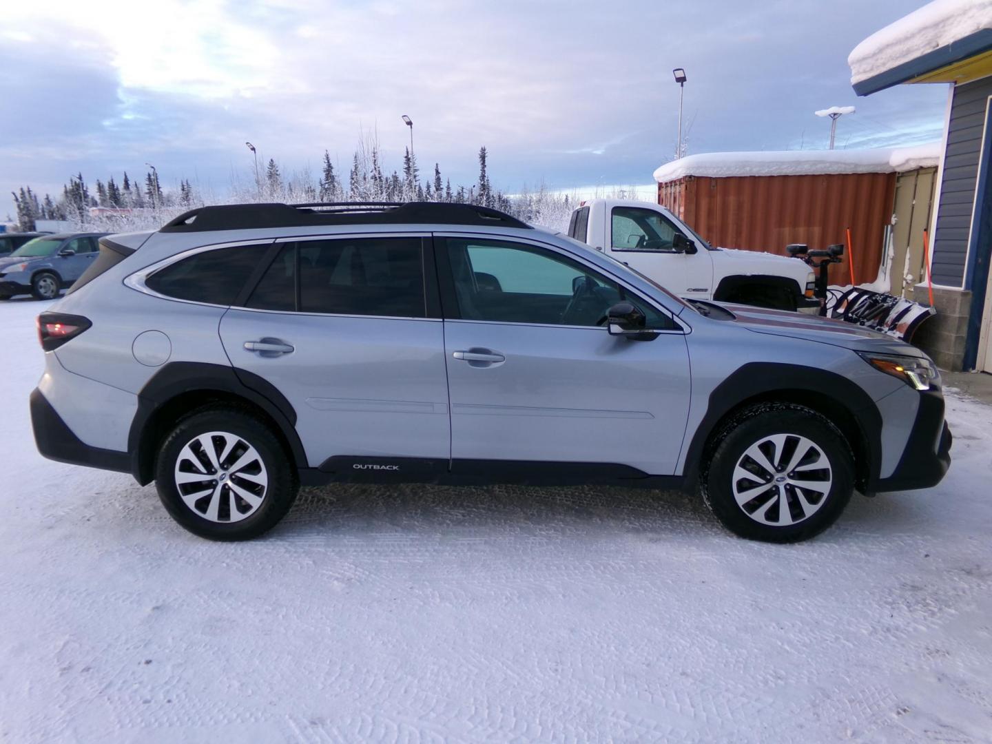 2025 Silver Subaru Outback Premium (4S4BTAFC1S3) with an 2.5L H4 DOHC 16V engine, CVT transmission, located at 2630 Philips Field Rd., Fairbanks, AK, 99709, (907) 458-0593, 64.848068, -147.780609 - Photo#2