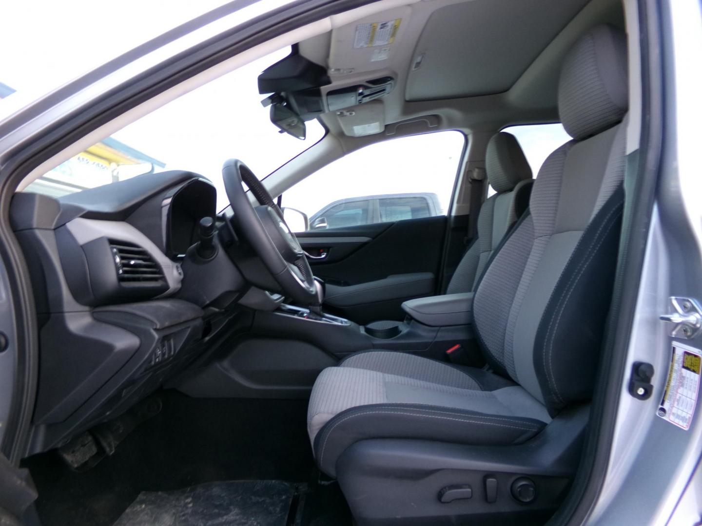 2025 Silver Subaru Outback Premium (4S4BTAFC1S3) with an 2.5L H4 DOHC 16V engine, CVT transmission, located at 2630 Philips Field Rd., Fairbanks, AK, 99709, (907) 458-0593, 64.848068, -147.780609 - Photo#4