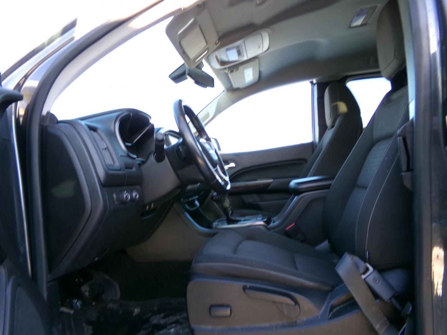 2016 Grey GMC Canyon SLE Ext. Cab 4WD (1GTH6CE38G1) with an 3.6L V6 DOHC 24V engine, 6A transmission, located at 2630 Philips Field Rd., Fairbanks, AK, 99709, (907) 458-0593, 64.848068, -147.780609 - Photo#4