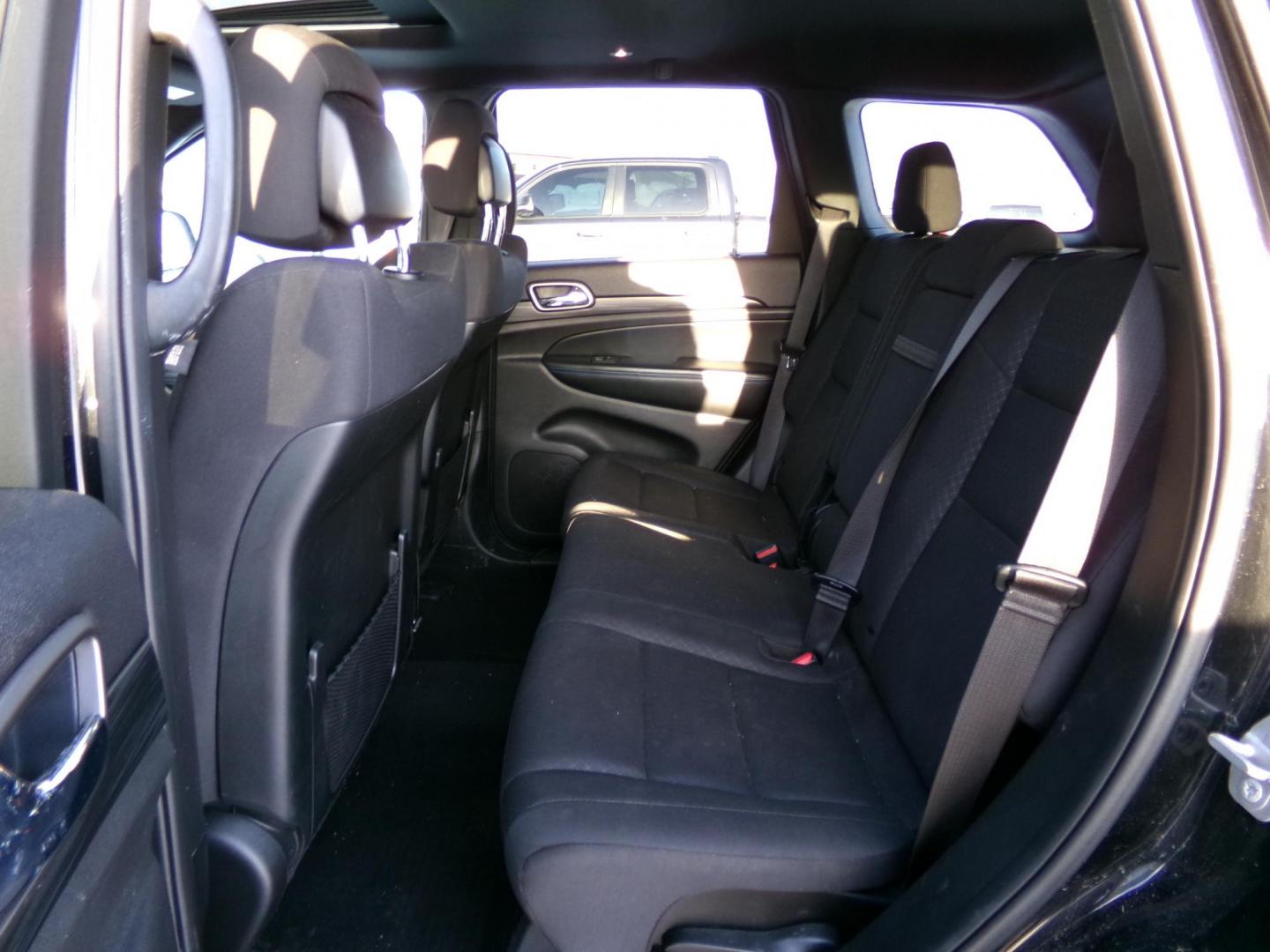 2019 Black Jeep Grand Cherokee Laredo 4WD (1C4RJFAGXKC) with an 3.6L V6 DOHC 24V engine, 8A transmission, located at 2630 Philips Field Rd., Fairbanks, AK, 99709, (907) 458-0593, 64.848068, -147.780609 - Photo#6