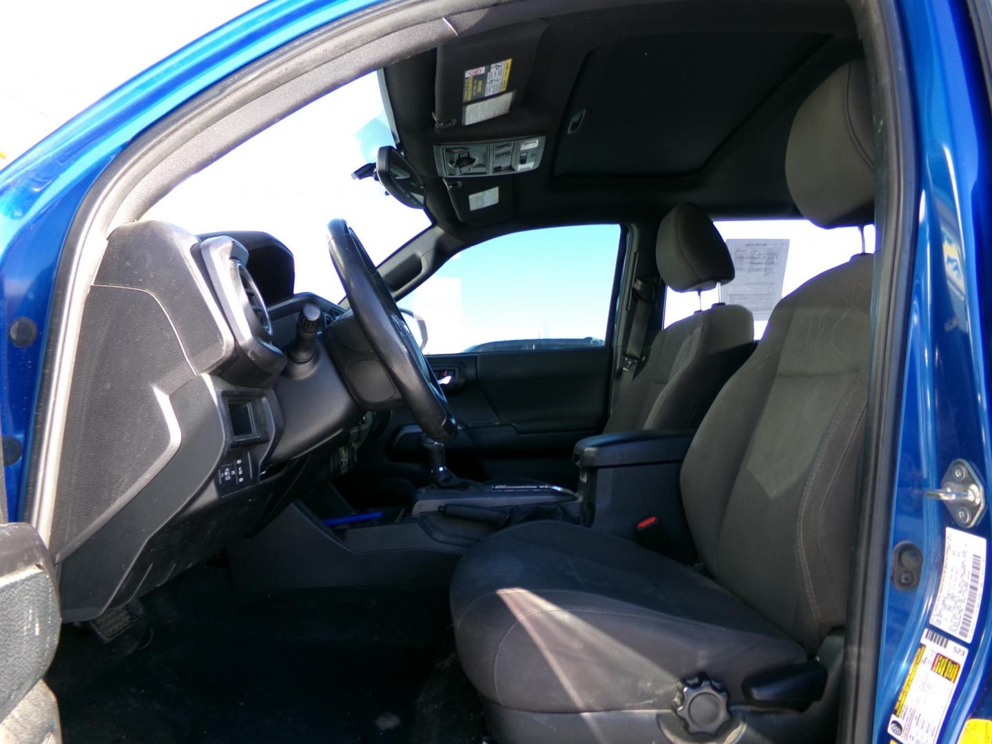 2016 Blue Toyota Tacoma SR5 Double Cab Long Bed V6 5AT 4WD (3TMCZ5AN6GM) with an 3.6L V6 DOHC 24V engine, 5A transmission, located at 2630 Philips Field Rd., Fairbanks, AK, 99709, (907) 458-0593, 64.848068, -147.780609 - Photo#4