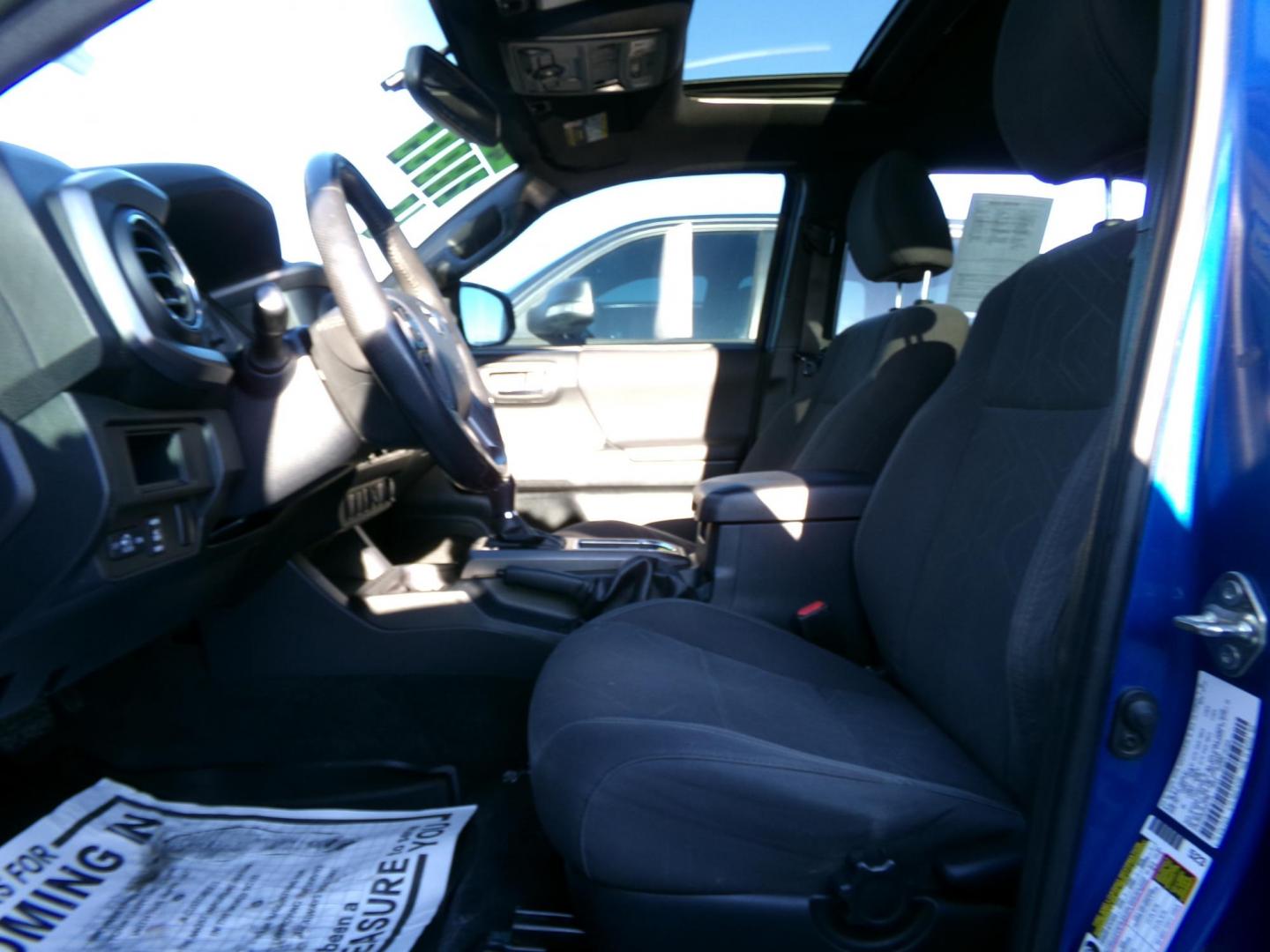 2016 Blue Toyota Tacoma SR5 Double Cab Long Bed V6 5AT 4WD (3TMCZ5AN6GM) with an 3.6L V6 DOHC 24V engine, 5A transmission, located at 2630 Philips Field Rd., Fairbanks, AK, 99709, (907) 458-0593, 64.848068, -147.780609 - Photo#4