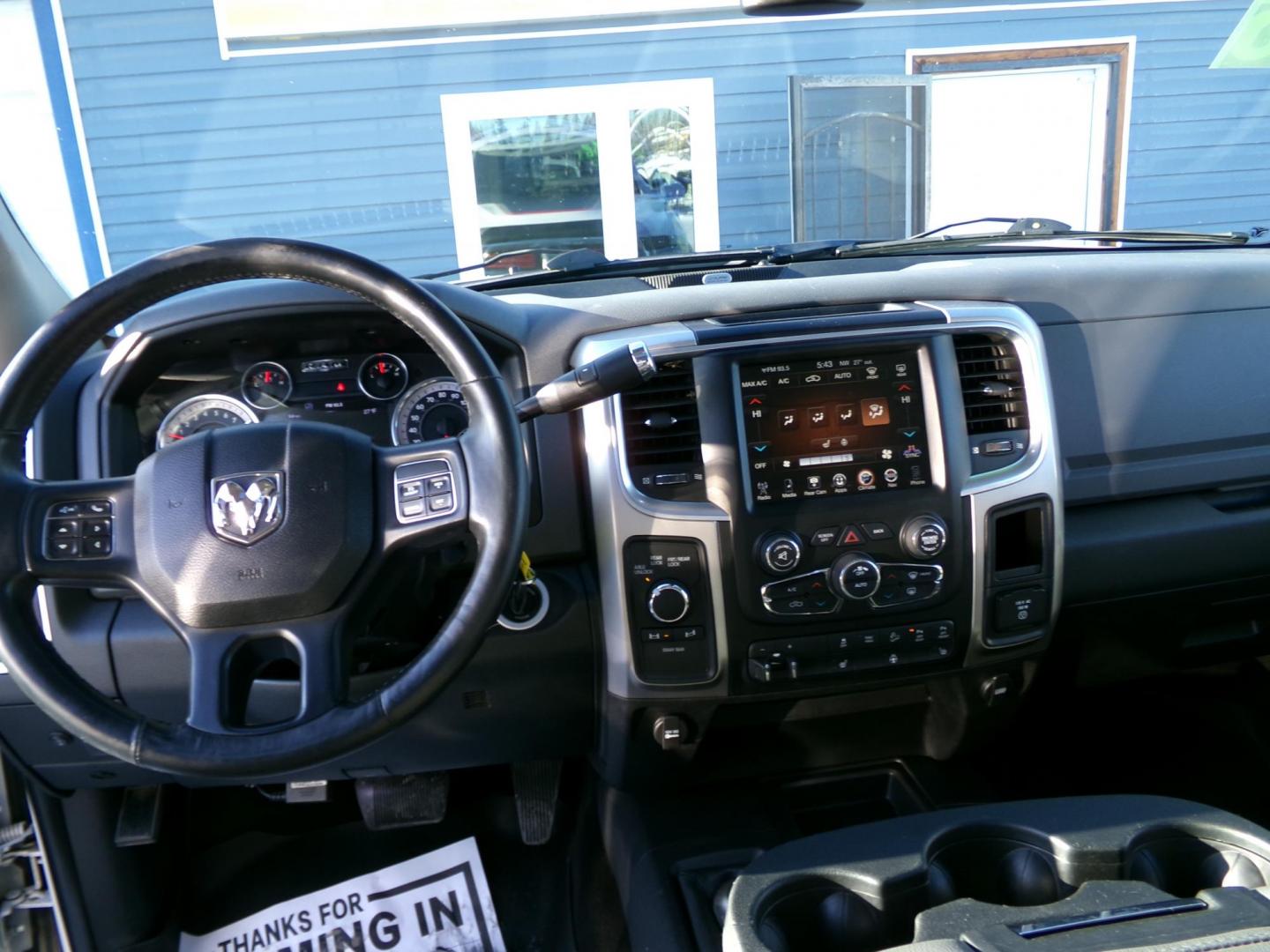 2016 White /Black Dodge 2500 Power Wagon Crew Cab SWB 4WD (3C6TR5EJ8GG) with an 6.4L V8 engine, 6A transmission, located at 2630 Philips Field Rd., Fairbanks, AK, 99709, (907) 458-0593, 64.848068, -147.780609 - Photo#6