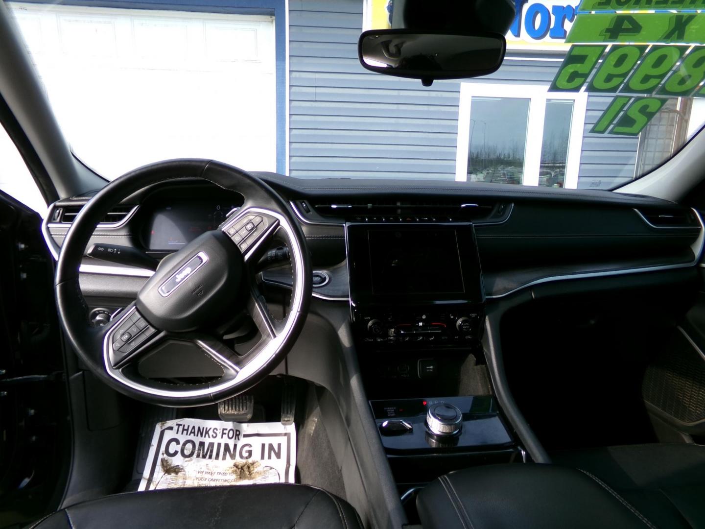2021 Black /Black Jeep Grand Cherokee Limited 4WD (1C4RJKBG7M8) with an 3.6L V6 DOHC 24V engine, 8A transmission, located at 2630 Philips Field Rd., Fairbanks, AK, 99709, (907) 458-0593, 64.848068, -147.780609 - Photo#7