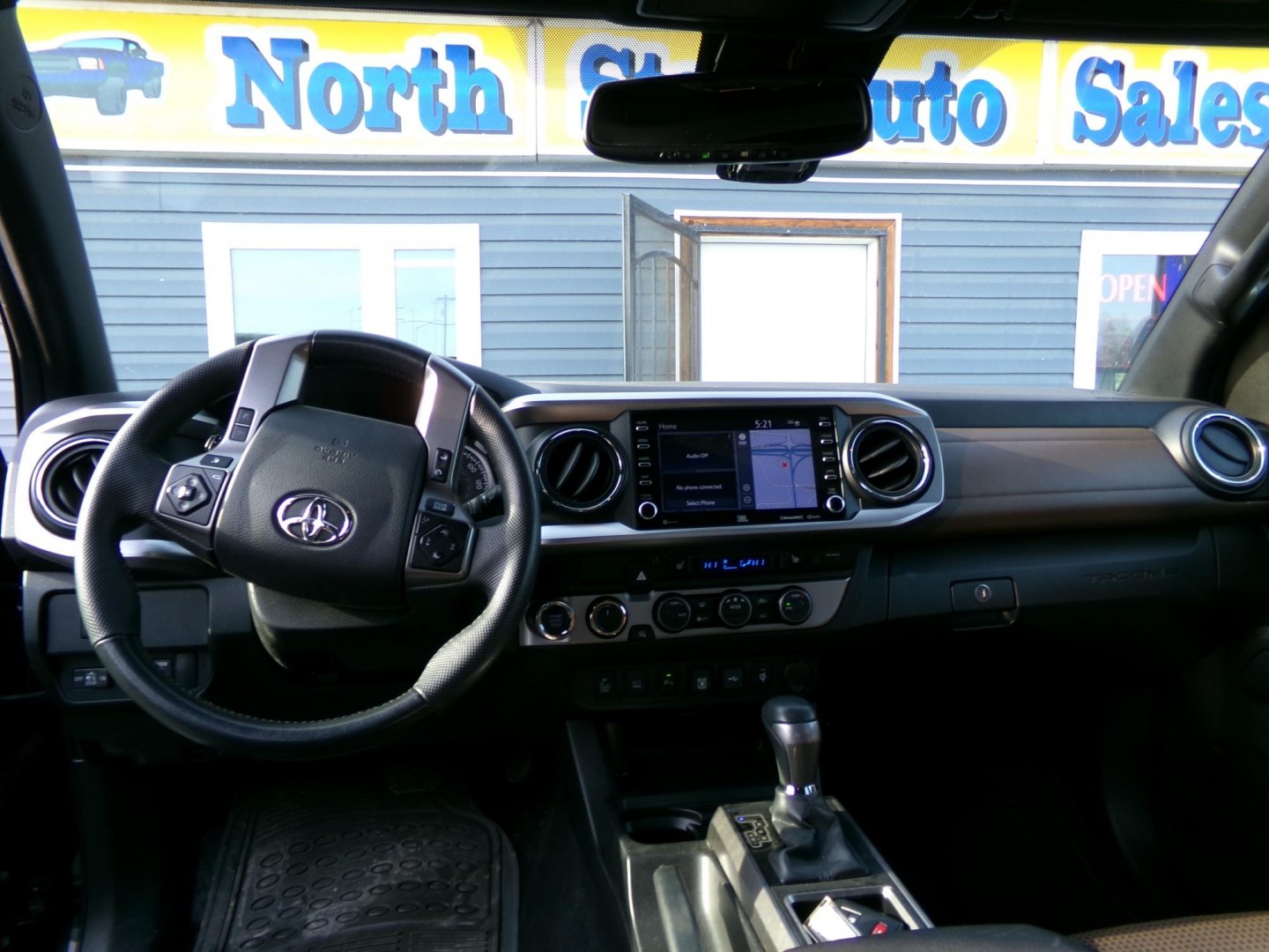 2023 Black Toyota Tacoma Limited Double Cab V6 6AT 4WD (3TYGZ5AN9PT) with an 3.5L V6 DOHC 24V engine, 6A transmission, located at 2630 Philips Field Rd., Fairbanks, AK, 99709, (907) 458-0593, 64.848068, -147.780609- Photo#6
