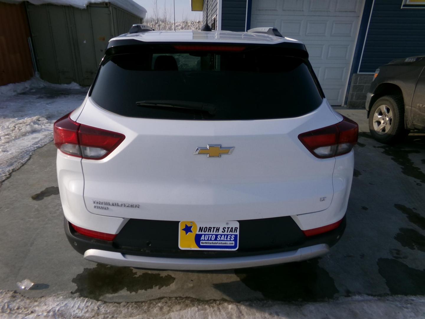 2023 White Chevrolet Trailblazer LT AWD (KL79MRSL4PB) with an 1.3L L3 DOHC 12V engine, 9A transmission, located at 2630 Philips Field Rd., Fairbanks, AK, 99709, (907) 458-0593, 64.848068, -147.780609 - Photo#3