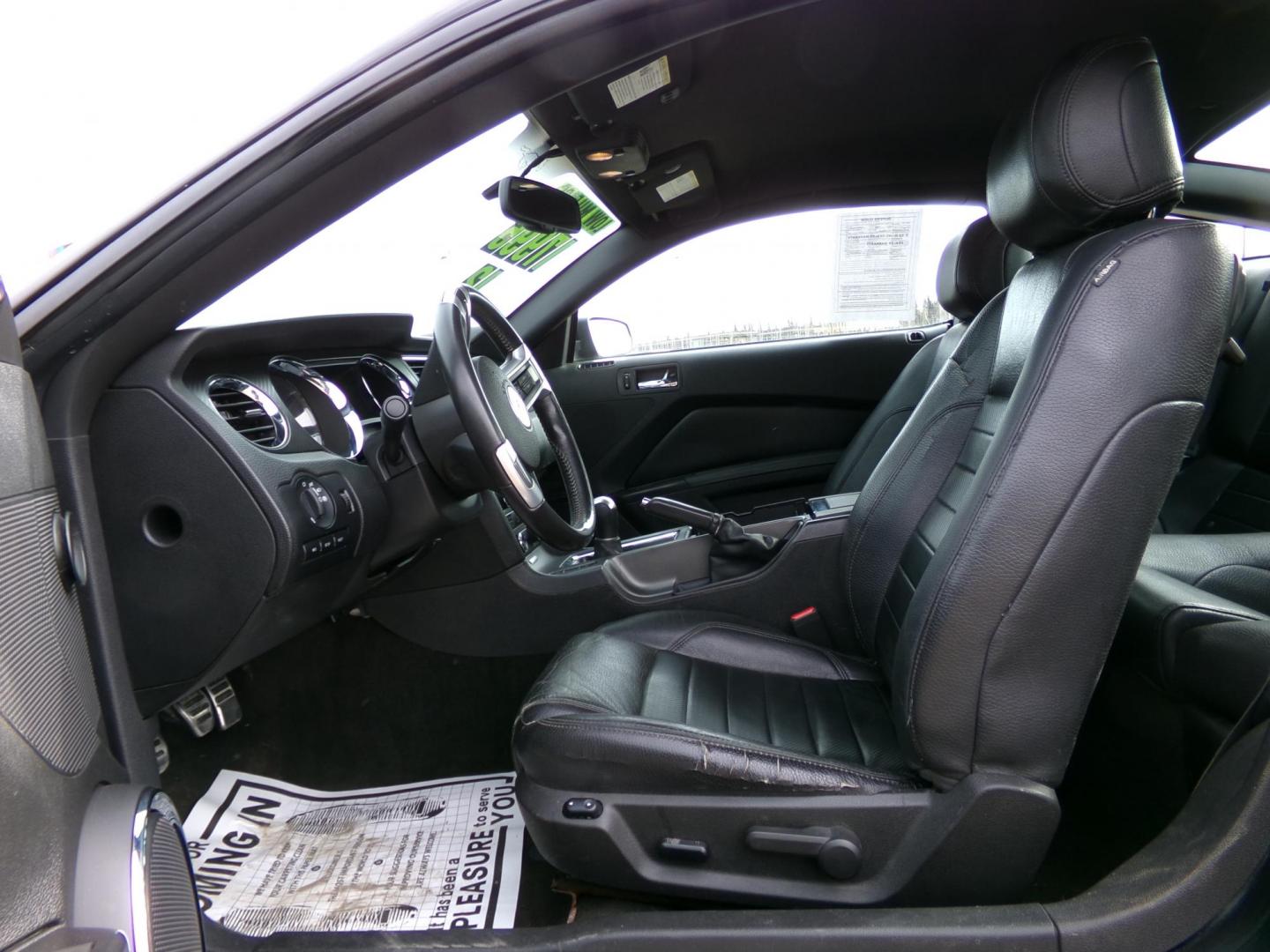 2012 Black Ford Mustang GT Coupe (1ZVBP8CF1C5) with an 5.0L V8 DOHC 32V engine, located at 2630 Philips Field Rd., Fairbanks, AK, 99709, (907) 458-0593, 64.848068, -147.780609 - Photo#4