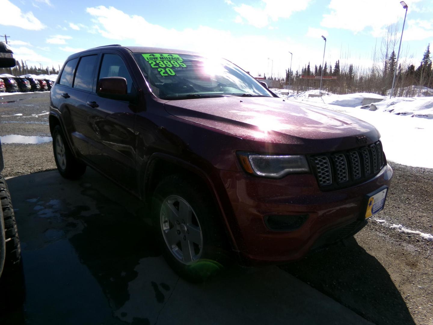 2020 Red /Black Jeep Grand Cherokee Laredo 4WD (1C4RJFAG4LC) with an 3.6L V6 DOHC 24V engine, 8A transmission, located at 2630 Philips Field Rd., Fairbanks, AK, 99709, (907) 458-0593, 64.848068, -147.780609 - Photo#0