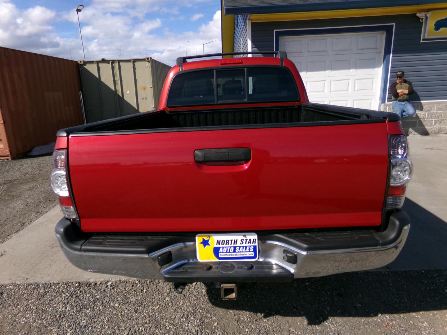 2013 Red /Grey Toyota Tacoma Double Cab Long Bed V6 Auto 4WD (3TMMU4FNXDM) with an 4.0L V6 DOHC 24V engine, 5-Speed Automatic transmission, located at 2630 Philips Field Rd., Fairbanks, AK, 99709, (907) 458-0593, 64.848068, -147.780609 - Photo#3