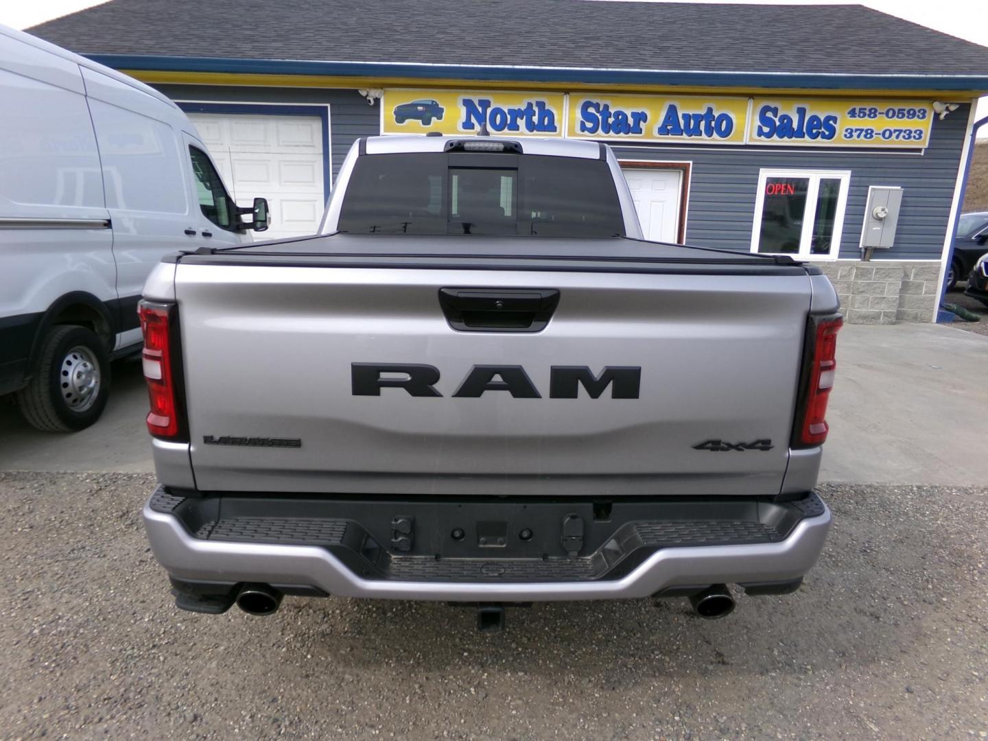 2025 Silver Dodge 1500 Laramie Crew Cab LWB 4WD (1C6SRFRP2SN) with an 3.0L V6 DOHC 24V TURBO engine, 8A transmission, located at 2630 Philips Field Rd., Fairbanks, AK, 99709, (907) 458-0593, 64.848068, -147.780609 - Photo#3