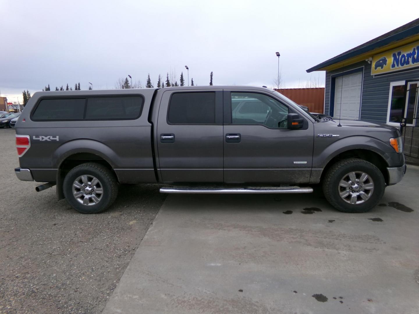 2011 Grey Ford F-150 FX4 SuperCrew 5.5-ft. Bed 4WD (1FTFW1ET0BF) with an 3.5L V6 engine, 4-Speed Automatic transmission, located at 2630 Philips Field Rd., Fairbanks, AK, 99709, (907) 458-0593, 64.848068, -147.780609 - Photo#2