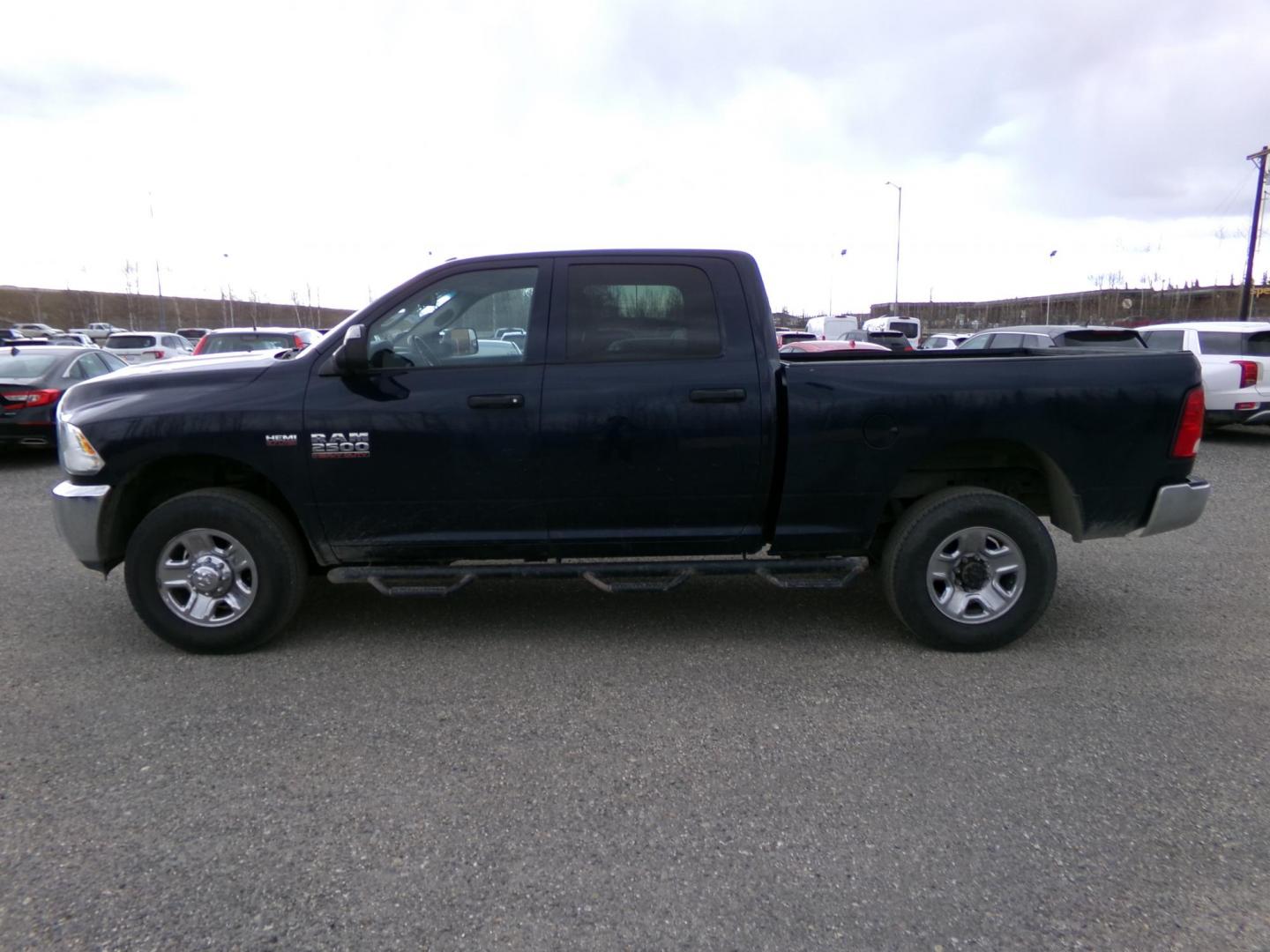 2015 Blue Dodge 2500 Tradesman Crew Cab SWB 4WD (3C6TR5CTXFG) with an 5.7L V8 OHV 16V engine, 6-Speed Automatic transmission, located at 2630 Philips Field Rd., Fairbanks, AK, 99709, (907) 458-0593, 64.848068, -147.780609 - Photo#2