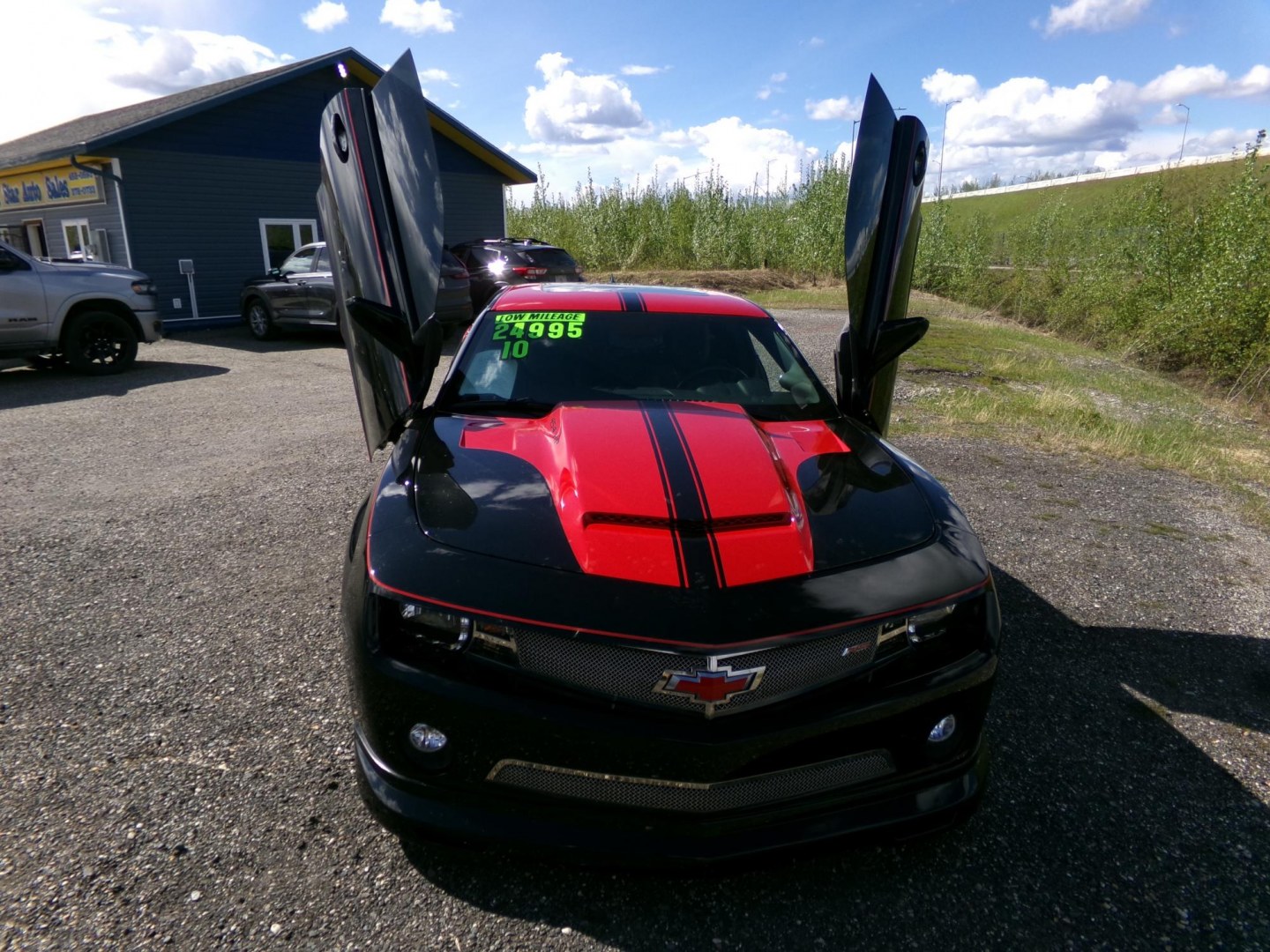 2010 Black Chevrolet Camaro LT2 Coupe (2G1FC1EV4A9) with an 3.6L V6 DOHC 24V engine, 6-Speed Automatic transmission, located at 2630 Philips Field Rd., Fairbanks, AK, 99709, (907) 458-0593, 64.848068, -147.780609- Photo#5