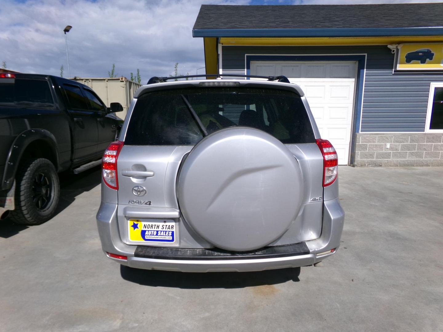 2011 Silver Toyota RAV4 Base I4 4WD (2T3BF4DVXBW) with an 2.4L L4 DOHC 16V engine, 4-Speed Automatic transmission, located at 2630 Philips Field Rd., Fairbanks, AK, 99709, (907) 458-0593, 64.848068, -147.780609 - Photo#3