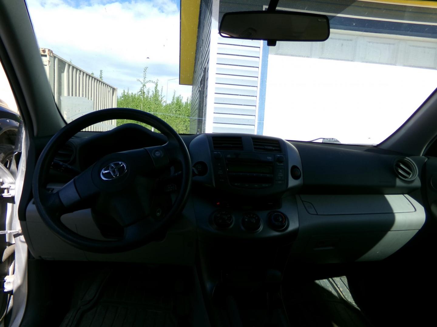 2011 Silver Toyota RAV4 Base I4 4WD (2T3BF4DVXBW) with an 2.4L L4 DOHC 16V engine, 4-Speed Automatic transmission, located at 2630 Philips Field Rd., Fairbanks, AK, 99709, (907) 458-0593, 64.848068, -147.780609 - Photo#6