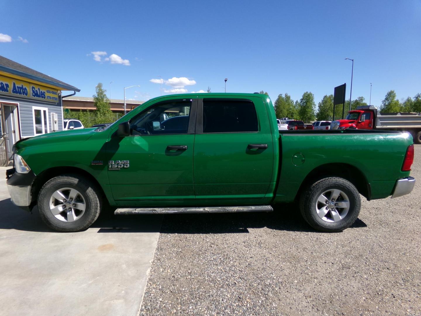 2016 Silver Dodge 1500 Longhorn Crew Cab SWB 4WD (1C6RR7PT6GS) with an 5.7L V8 OHV 16V engine, 6A transmission, located at 2630 Philips Field Rd., Fairbanks, AK, 99709, (907) 458-0593, 64.848068, -147.780609 - Photo#2