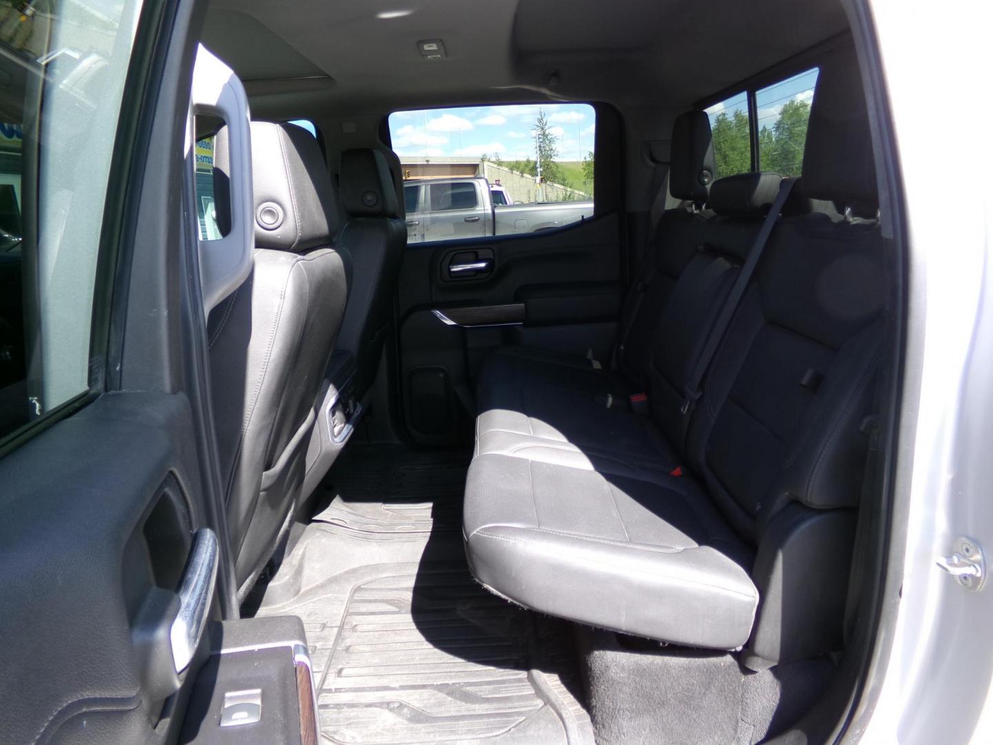 2019 Silver GMC Sierra 1500 SLT Crew Cab Short Box 4WD (3GTU9DED3KG) with an 5.3L V8 OHV 16V engine, 6A transmission, located at 2630 Philips Field Rd., Fairbanks, AK, 99709, (907) 458-0593, 64.848068, -147.780609 - Photo#5