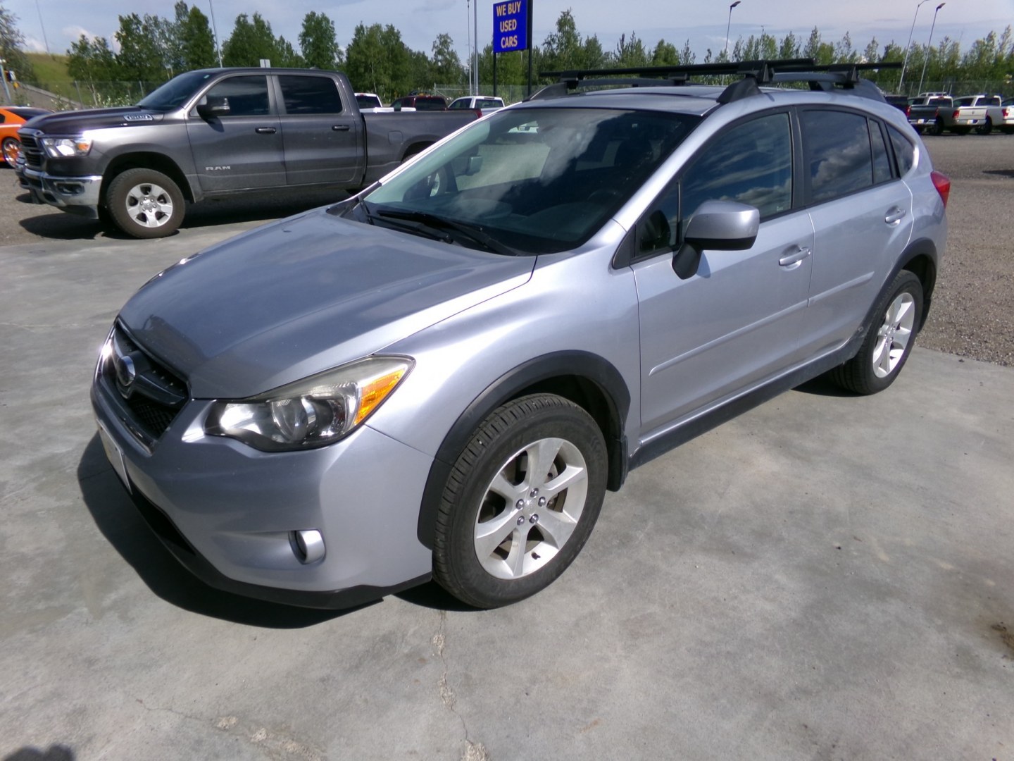 2013 Silver Subaru XV Crosstrek 2.0 Limited (JF2GPAKC9DH) with an 2.0L L4 DOHC 16V engine, Continuously Variable Transmission transmission, located at 2630 Philips Field Rd., Fairbanks, AK, 99709, (907) 458-0593, 64.848068, -147.780609- Photo#0