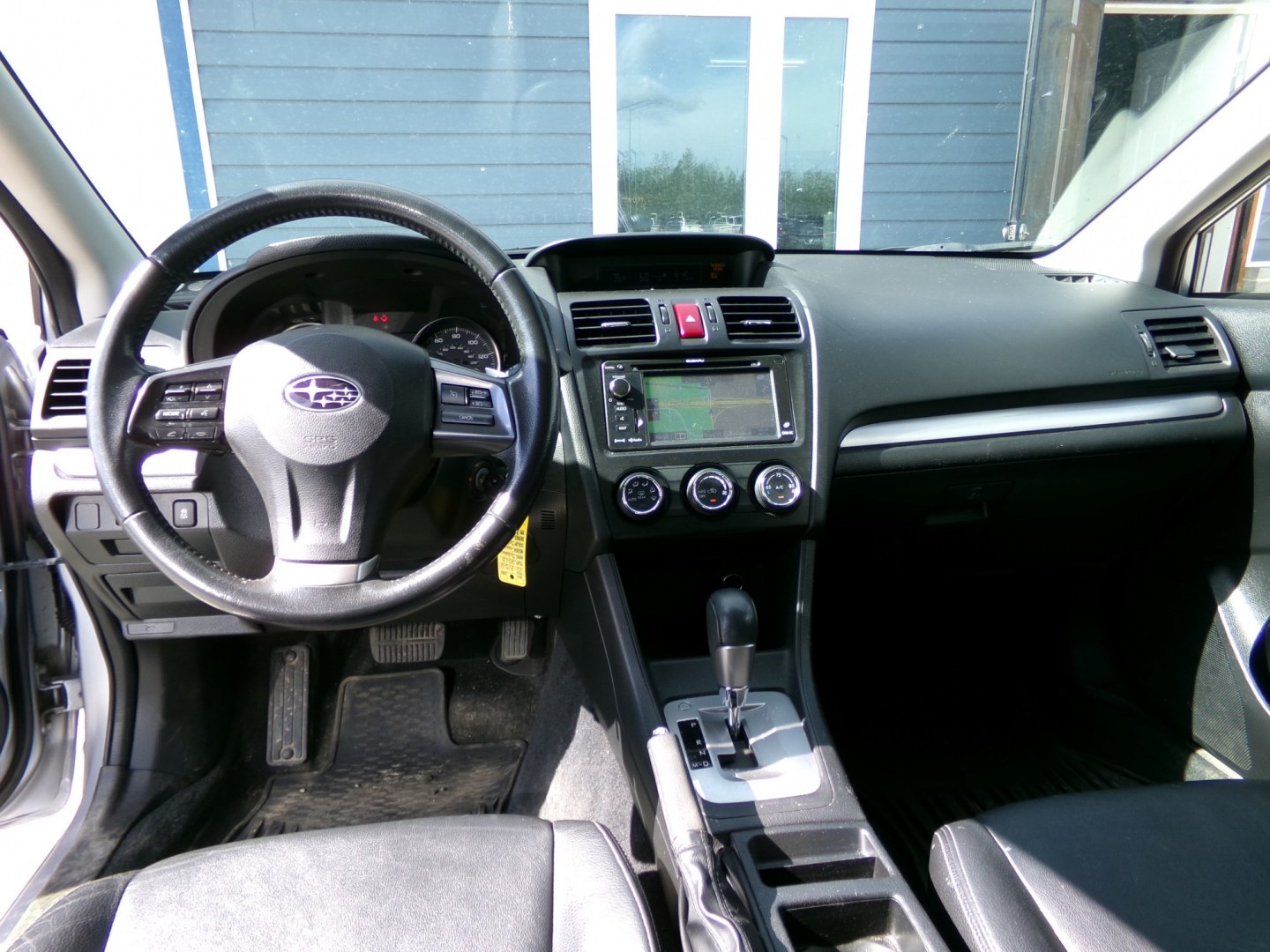 2013 Silver Subaru XV Crosstrek 2.0 Limited (JF2GPAKC9DH) with an 2.0L L4 DOHC 16V engine, Continuously Variable Transmission transmission, located at 2630 Philips Field Rd., Fairbanks, AK, 99709, (907) 458-0593, 64.848068, -147.780609- Photo#6