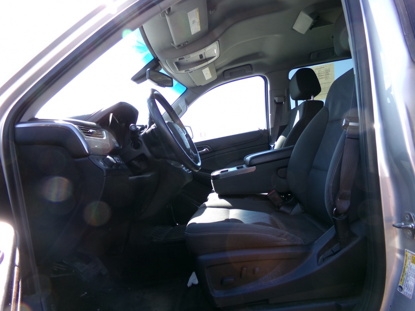 2015 Silver Chevrolet Tahoe LS 4WD (1GNSKAEC0FR) with an 5.3L V8 OHV 16V engine, 6-Speed Automatic transmission, located at 2630 Philips Field Rd., Fairbanks, AK, 99709, (907) 458-0593, 64.848068, -147.780609- Photo#4
