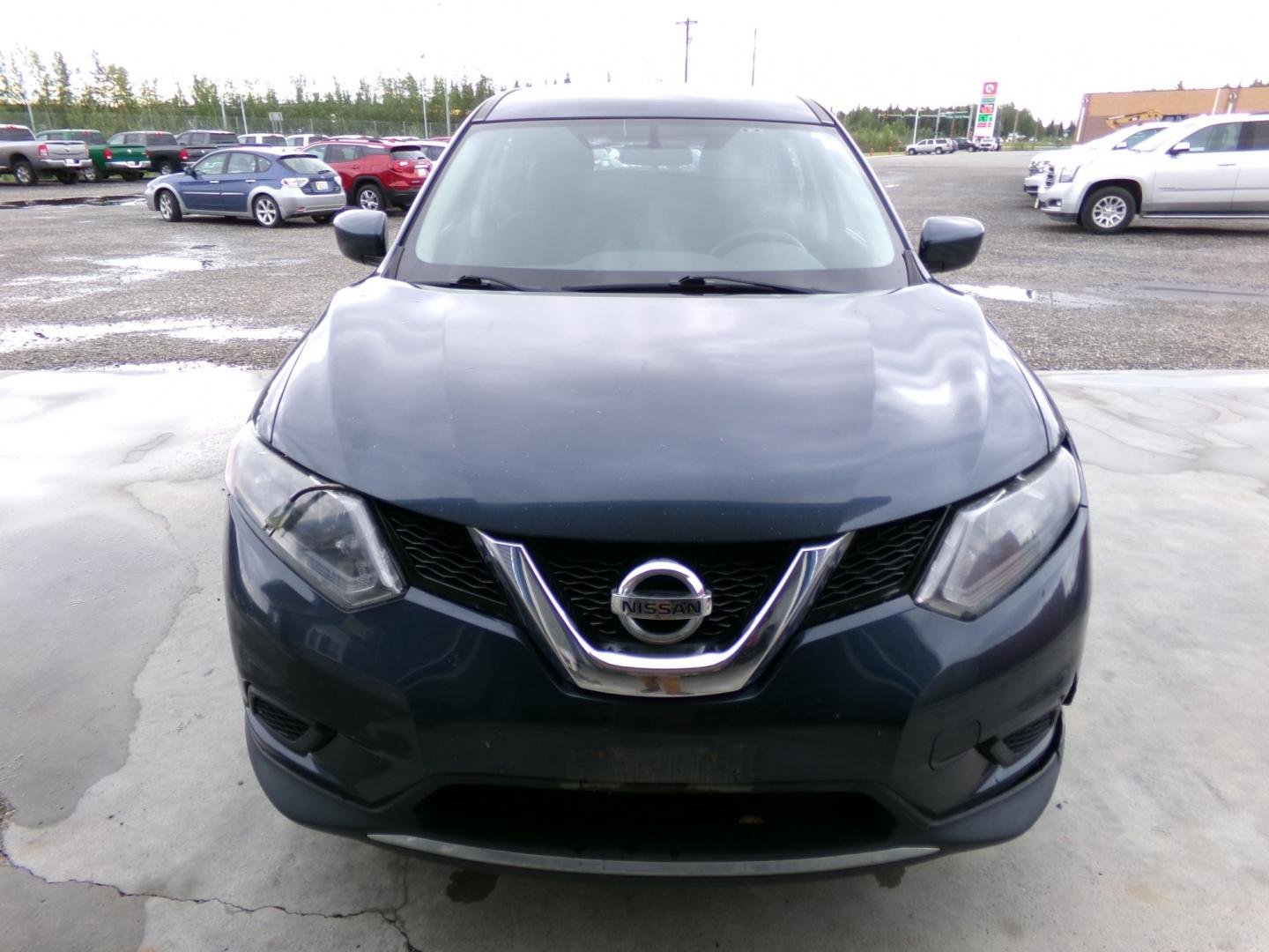 2016 Blue Nissan Rogue S AWD (5N1AT2MVXGC) with an 2.5L L4 DOHC 16V engine, CVT transmission, located at 2630 Philips Field Rd., Fairbanks, AK, 99709, (907) 458-0593, 64.848068, -147.780609- Photo#1