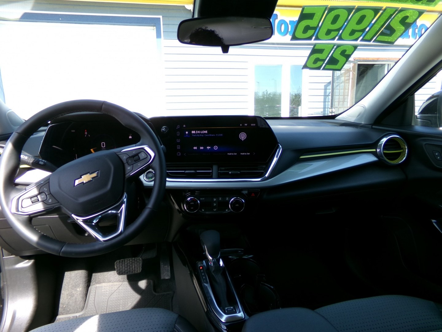 2025 Black Chevrolet Trax LT (KL77LHEP2SC) with an 1.2L L3 TURBO engine, 6A transmission, located at 2630 Philips Field Rd., Fairbanks, AK, 99709, (907) 458-0593, 64.848068, -147.780609- Photo#6