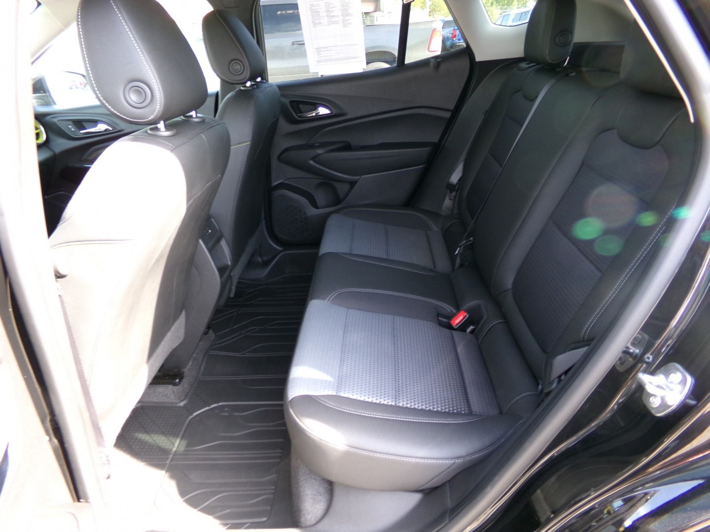 2025 Black Chevrolet Trax LT (KL77LHEP2SC) with an 1.2L L3 TURBO engine, 6A transmission, located at 2630 Philips Field Rd., Fairbanks, AK, 99709, (907) 458-0593, 64.848068, -147.780609- Photo#5