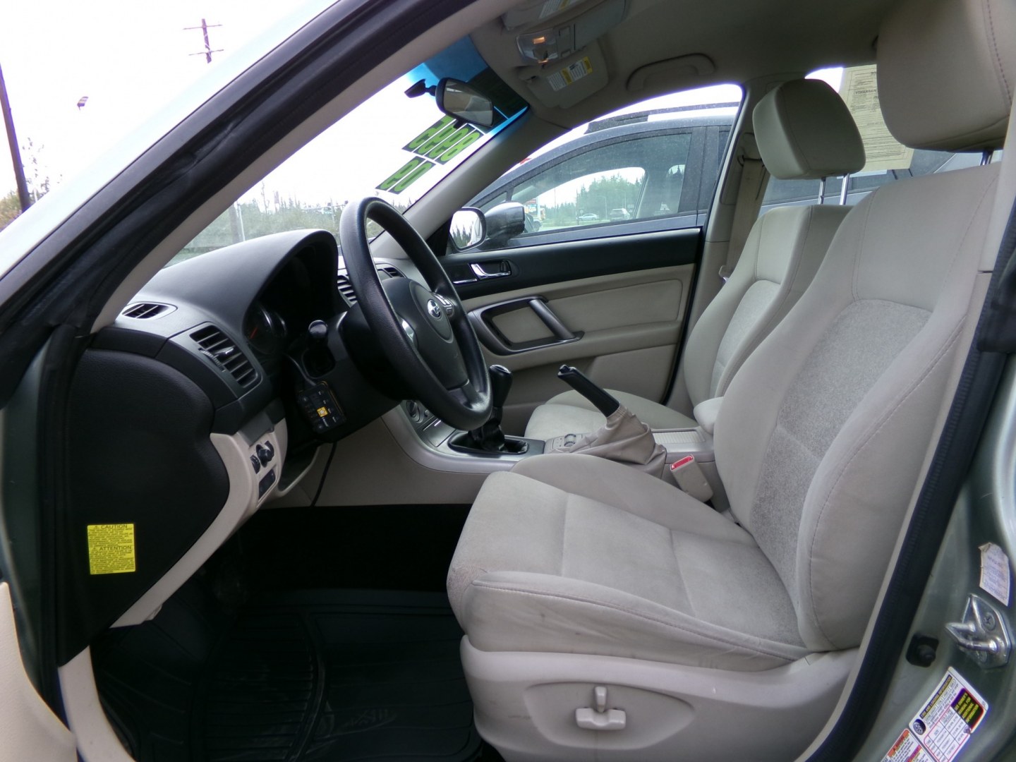 2009 Blue Subaru Outback 2.5i (4S4BP61C396) with an 2.5L H4 SOHC 16V engine, 4A transmission, located at 2630 Philips Field Rd., Fairbanks, AK, 99709, (907) 458-0593, 64.848068, -147.780609- Photo#4