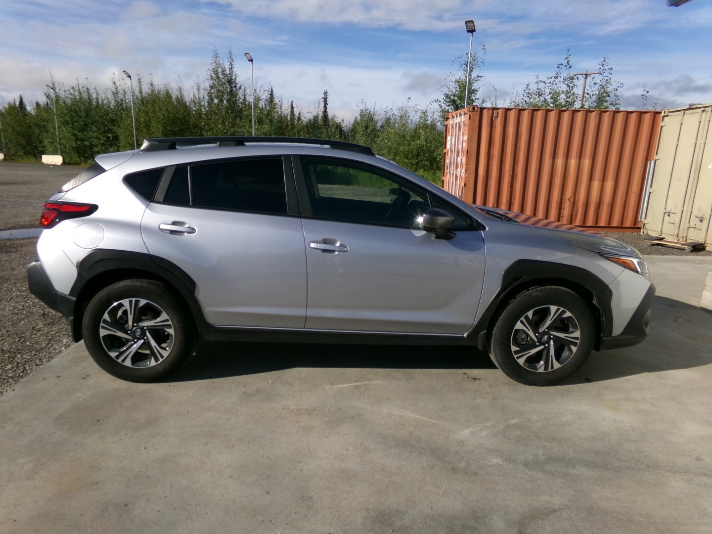 2024 Silver Subaru Crosstrek 2.0i Premium CVT (JF2GUADC4R8) with an 2.0L L4 DOHC 16V engine, CVT transmission, located at 2630 Philips Field Rd., Fairbanks, AK, 99709, (907) 458-0593, 64.848068, -147.780609- Photo#2