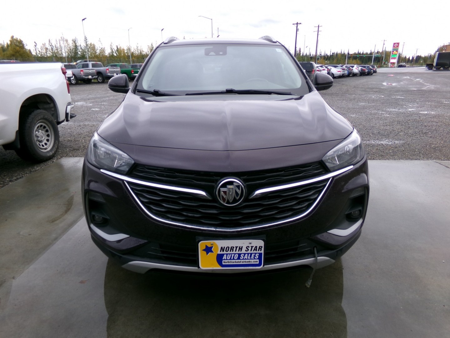 2020 Black Buick Encore GX Select AWD (KL4MMESL2LB) with an 1.3L L3 TURBO engine, 9A transmission, located at 2630 Philips Field Rd., Fairbanks, AK, 99709, (907) 458-0593, 64.848068, -147.780609- Photo#1