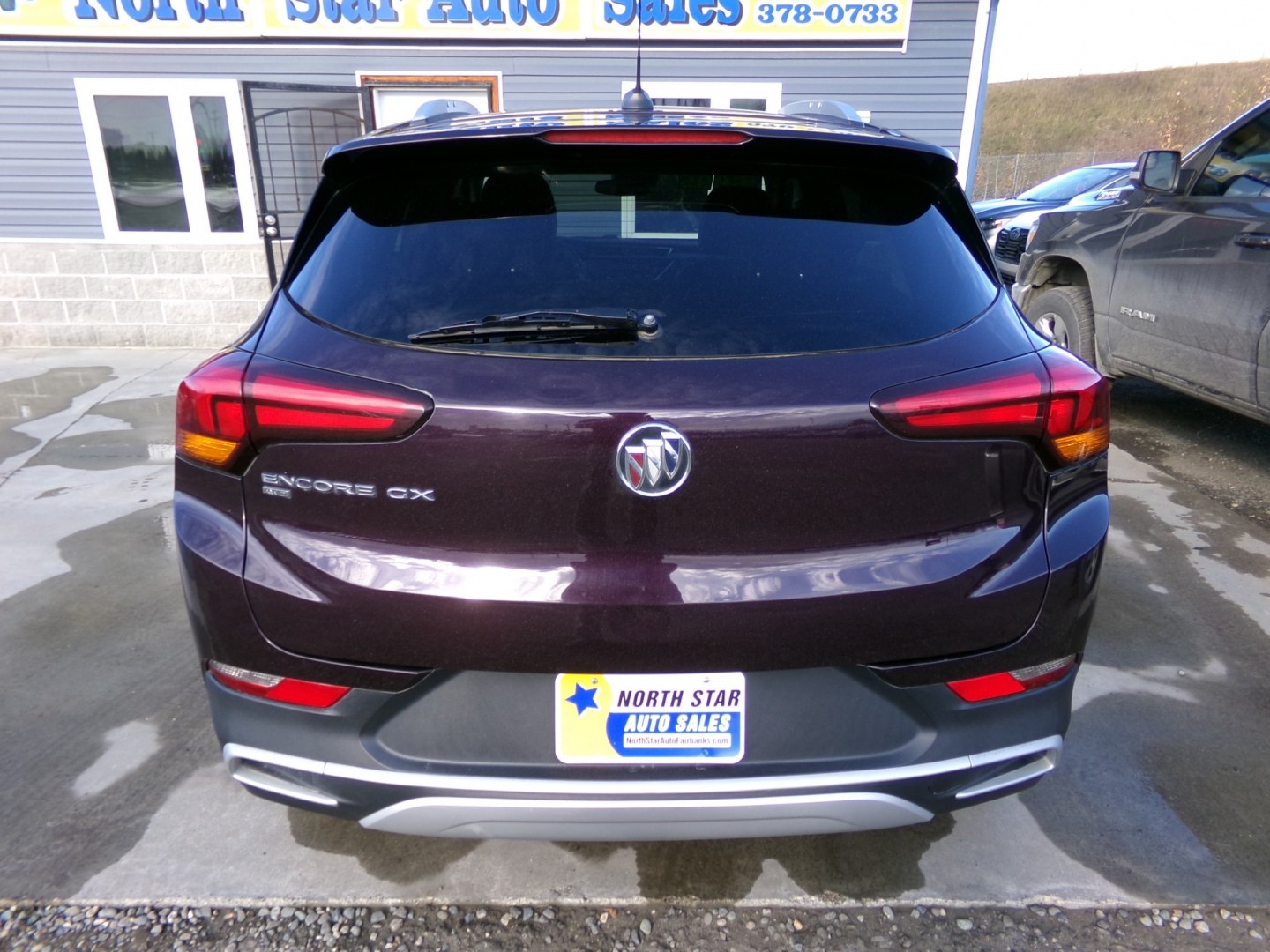 2020 Black Buick Encore GX Select AWD (KL4MMESL2LB) with an 1.3L L3 TURBO engine, 9A transmission, located at 2630 Philips Field Rd., Fairbanks, AK, 99709, (907) 458-0593, 64.848068, -147.780609- Photo#3
