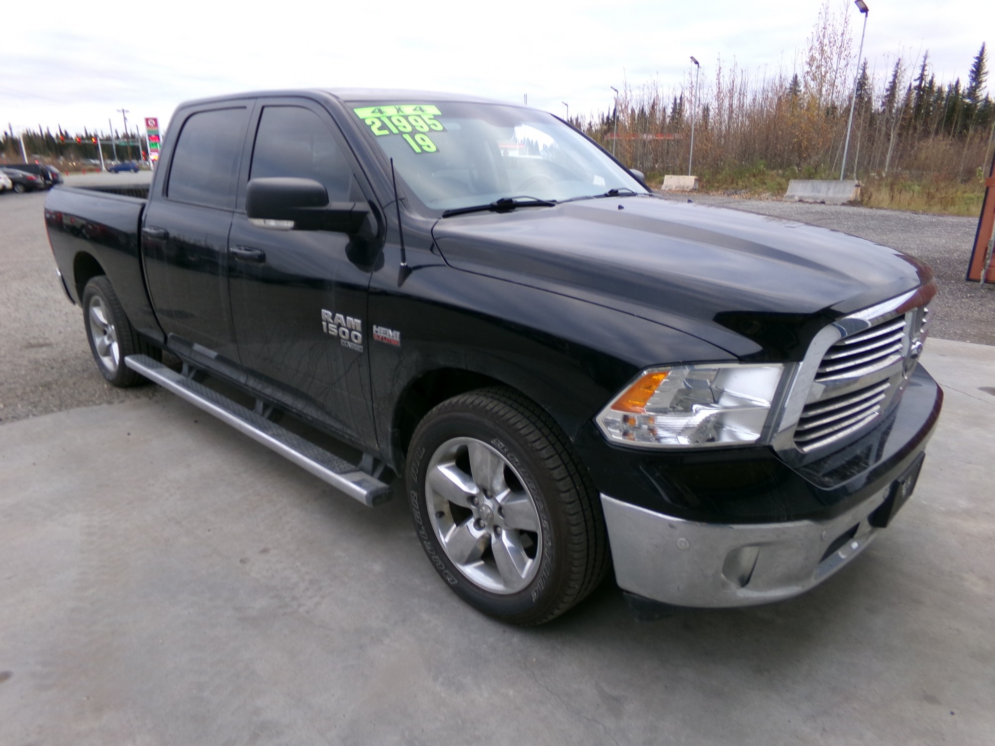 photo of 2019 Ram 1500 SLT Crew Cab LWB 4WD