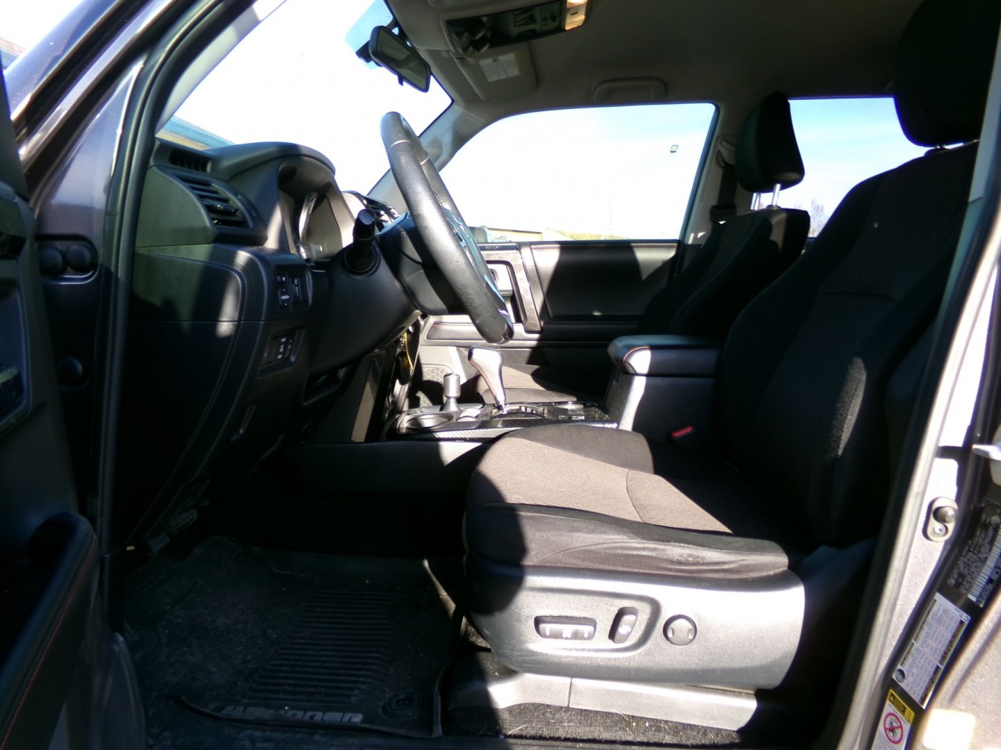 2018 Grey Toyota 4Runner Trail 4WD (JTEBU5JR9J5) with an 4.0L V6 DOHC 24V engine, 5A transmission, located at 2630 Philips Field Rd., Fairbanks, AK, 99709, (907) 458-0593, 64.848068, -147.780609- Photo#4