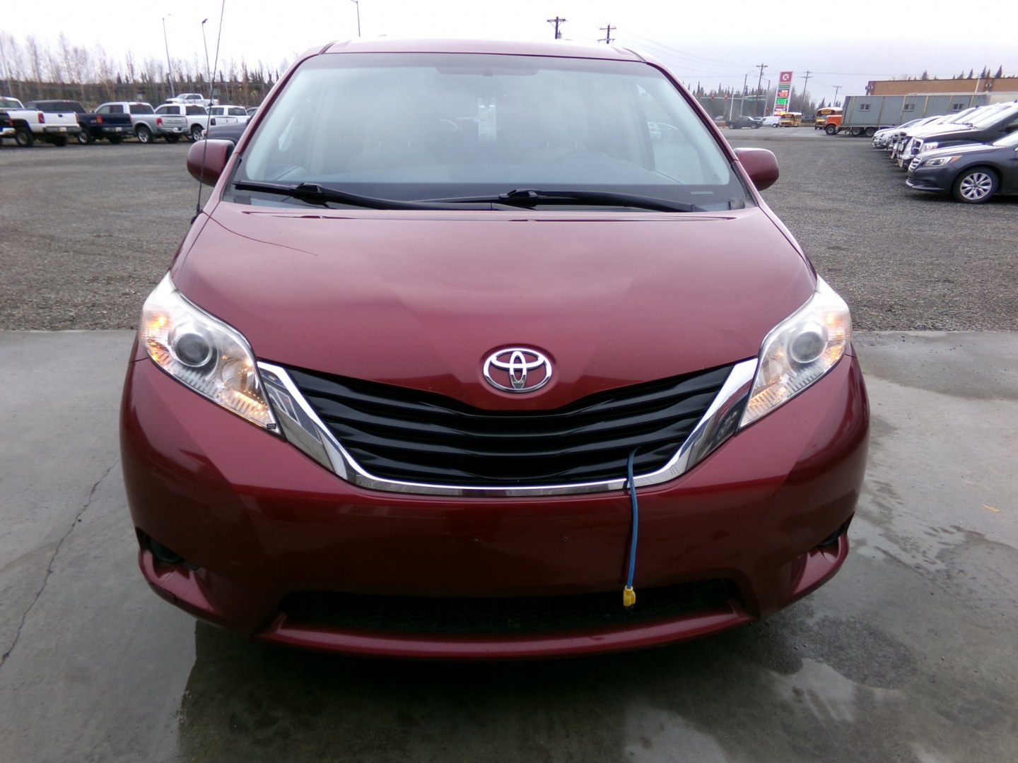 2012 Red Toyota Sienna LE AWD 7-Passenger V6 (5TDJK3DC7CS) with an 3.5L V6 EFI DOHC 24V engine, 5-Speed Automatic transmission, located at 2630 Philips Field Rd., Fairbanks, AK, 99709, (907) 458-0593, 64.848068, -147.780609- Photo#1