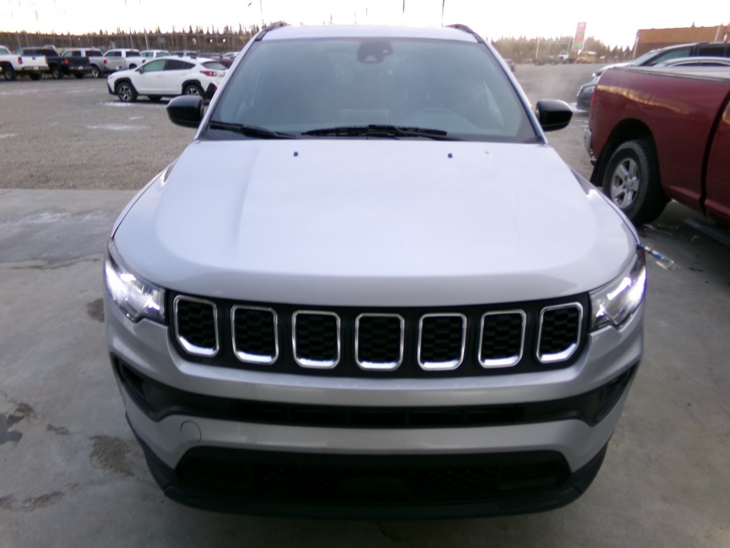 2025 Silver Jeep Compass Latitude (3C4NJDBN4ST) with an 2.0L L4 DOHC 16V TURBO engine, located at 2630 Philips Field Rd., Fairbanks, AK, 99709, (907) 458-0593, 64.848068, -147.780609- Photo#1