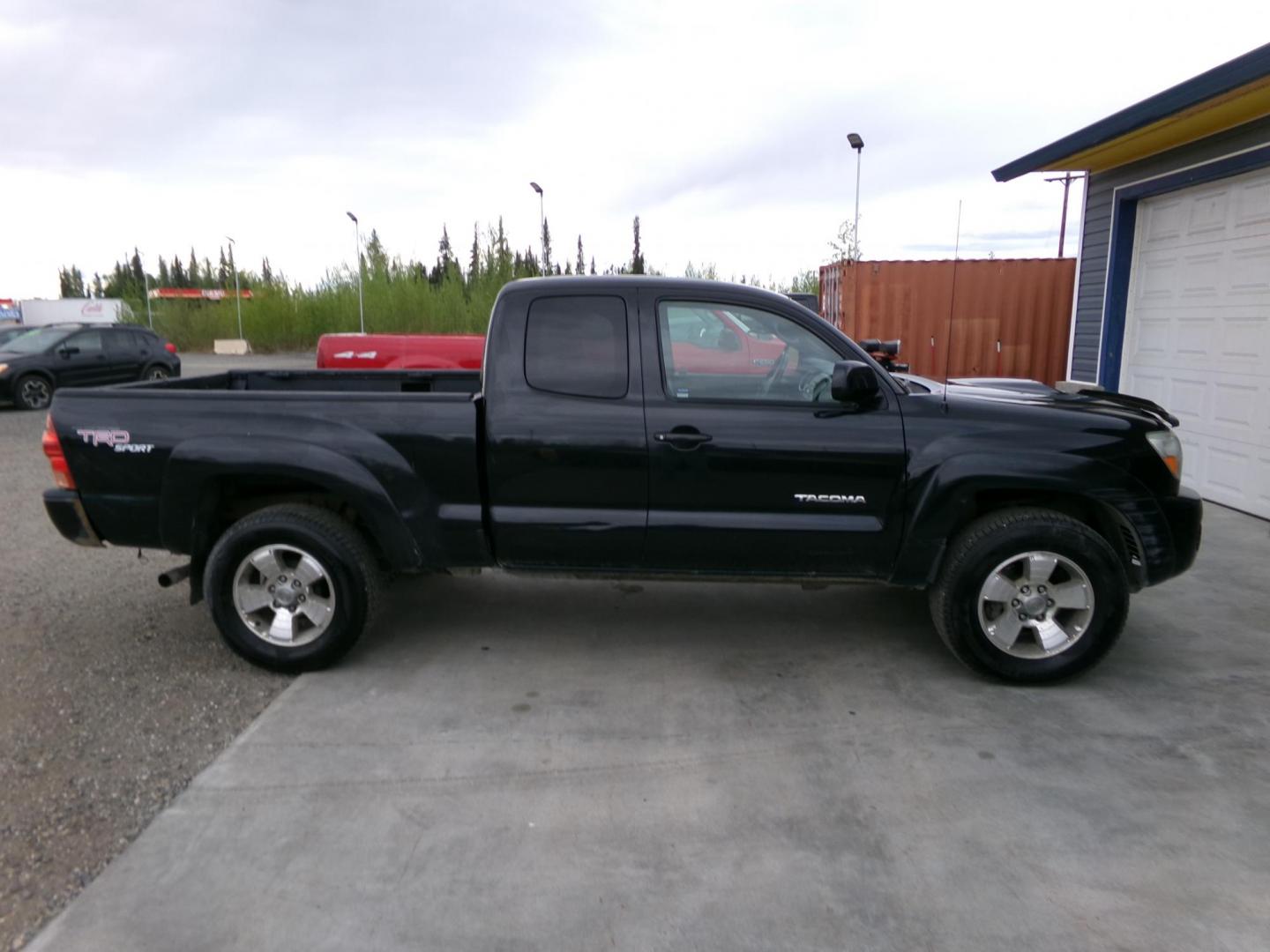 2006 Black Toyota Tacoma Base (5TEUU42N56Z) with an V6, 4.0L engine, located at 2630 Philips Field Rd., Fairbanks, AK, 99709, (907) 458-0593, 64.848068, -147.780609 - Photo#2